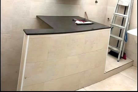 Casa à venda com 57m², 2 quartos e 2 vagas