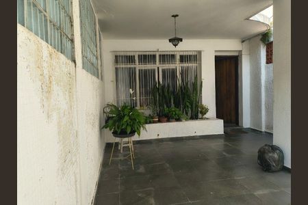 Casa à venda com 150m², 4 quartos e 1 vaga