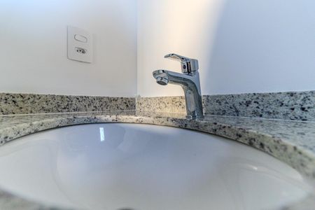 Apartamento à venda com 117m², 3 quartos e 1 vaga Apartamento à venda com 117m², 3 quartos e 1 vagaBanheiro da Suíte