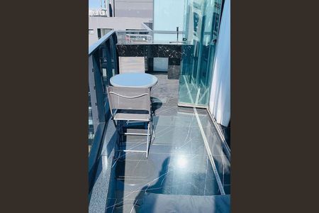 Apartamento à venda com 70m², 1 quarto e 1 vaga