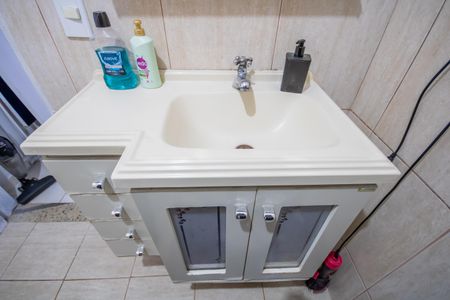 Casa à venda com 220m², 2 quartos e 1 vagaBanheiro