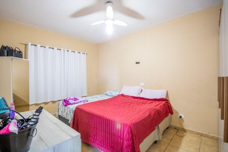 Casa à venda com 220m², 2 quartos e 1 vagaQuarto 2