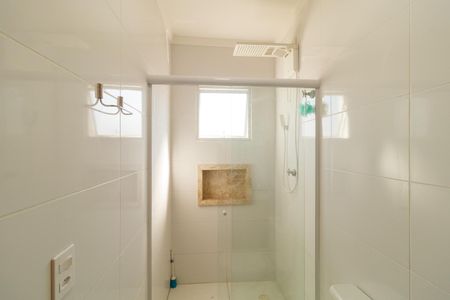 Apartamento à venda com 64m², 2 quartos e 1 vaga Apartamento à venda com 64m², 2 quartos e 1 vagaBanheiro do Quarto 2