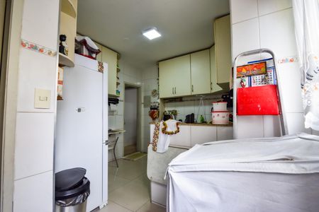 Apartamento à venda com 85m², 2 quartos e 1 vaga Apartamento à venda com 85m², 2 quartos e 1 vagaÁrea de Serviço