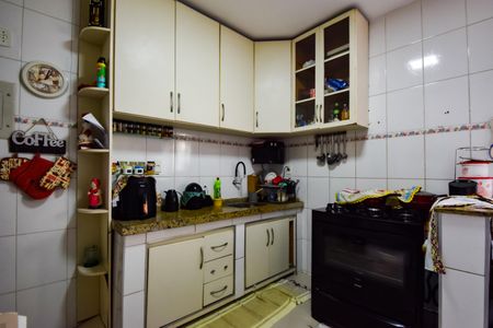 Apartamento à venda com 85m², 2 quartos e 1 vaga Apartamento à venda com 85m², 2 quartos e 1 vagaCozinha