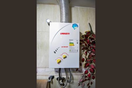 Apartamento à venda com 85m², 2 quartos e 1 vaga Apartamento à venda com 85m², 2 quartos e 1 vagaBanheiro Social