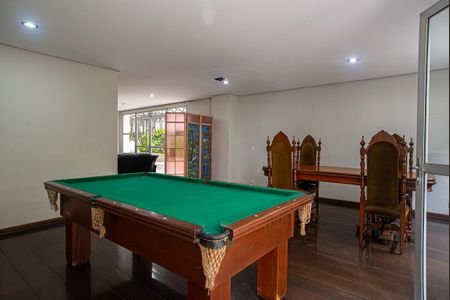 Apartamento à venda com 37m², 1 quarto e 2 vagas Apartamento à venda com 37m², 1 quarto e 2 vagasÁrea comum - Sala de jogos