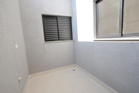 Apartamento à venda com 56m², 2 quartos e 1 vaga Apartamento à venda com 56m², 2 quartos e 1 vagaÁrea de Serviço