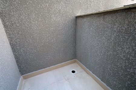 Apartamento à venda com 56m², 2 quartos e 1 vaga Apartamento à venda com 56m², 2 quartos e 1 vagaVaranda