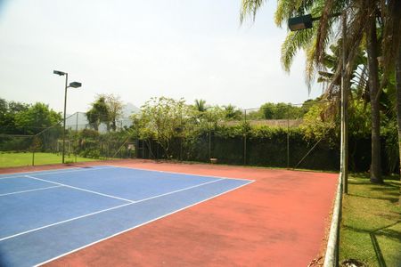 Casa à venda com 1032m², 5 quartos e 3 vagas Casa à venda com 1032m², 5 quartos e 3 vagasÁrea Externa - Quadras