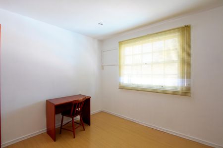 Casa à venda com 574m², 4 quartos e 7 vagasSuíte canadense 3