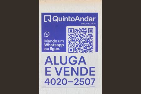 Casa à venda com 574m², 4 quartos e 7 vagasPlaquinha