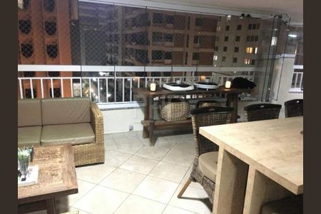 Apartamento à venda com 203m², 3 quartos e 4 vagas