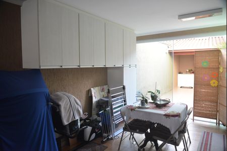 Casa à venda com 181m², 3 quartos e 4 vagasÁrea de Serviço