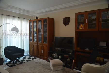 Casa à venda com 181m², 3 quartos e 4 vagasSala