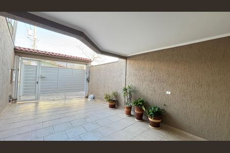 Casa à venda com 181m², 3 quartos e 4 vagas Casa à venda com 181m², 3 quartos e 4 vagasGaragem