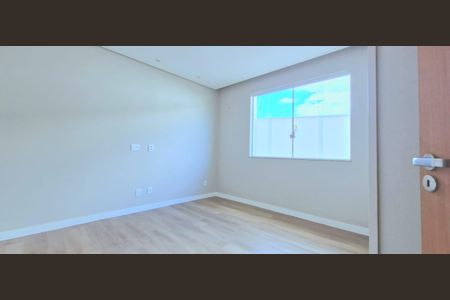 Casa à venda com 450m², 4 quartos e 4 vagasQuarto 2