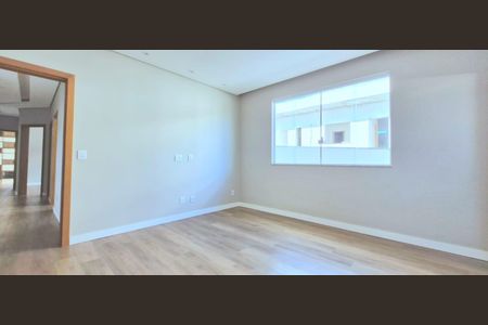 Casa à venda com 450m², 4 quartos e 4 vagasSuíte 1