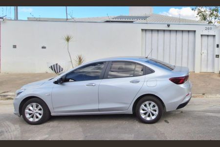 Casa à venda com 450m², 4 quartos e 4 vagasFachada