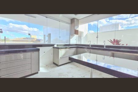 Casa à venda com 450m², 4 quartos e 4 vagasCozinha