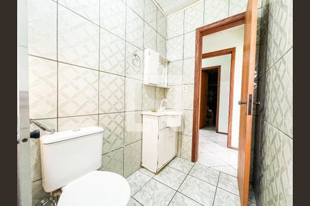 Casa à venda com 109m², 2 quartos e 1 vaga Casa à venda com 109m², 2 quartos e 1 vagaBanheiro