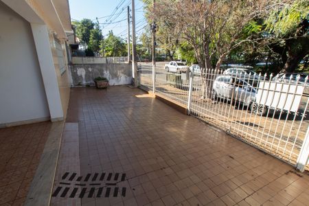 Casa à venda com 170m², 3 quartos e 4 vagasÁrea Externo