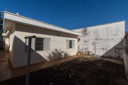 Casa à venda com 170m², 3 quartos e 4 vagasÁrea Externo