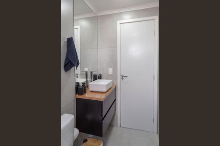 Apartamento à venda com 54m², 2 quartos e 1 vaga Apartamento à venda com 54m², 2 quartos e 1 vagaBanheiro Social