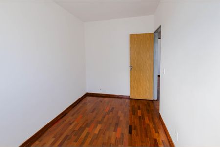 Apartamento à venda com 60m², 3 quartos e 1 vagaQuarto 2