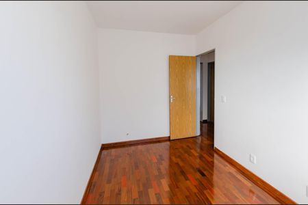 Apartamento à venda com 60m², 3 quartos e 1 vagaQuarto 2