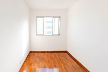 Apartamento à venda com 60m², 3 quartos e 1 vagaQuarto 2