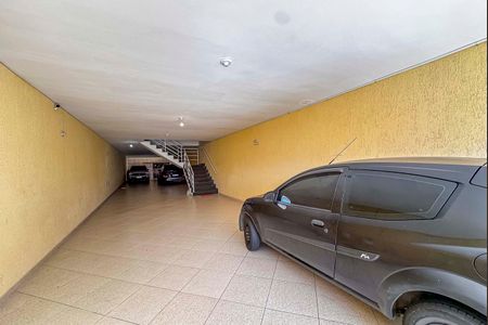 Apartamento à venda com 120m², 2 quartos e 2 vagas Apartamento à venda com 120m², 2 quartos e 2 vagasGaragem