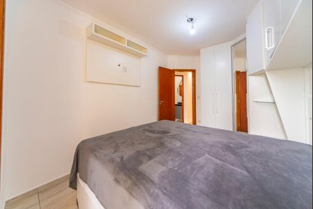 Apartamento à venda com 120m², 2 quartos e 2 vagas Apartamento à venda com 120m², 2 quartos e 2 vagasSuíte