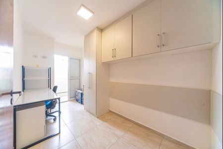 Apartamento à venda com 120m², 2 quartos e 2 vagas Apartamento à venda com 120m², 2 quartos e 2 vagasQuarto 1