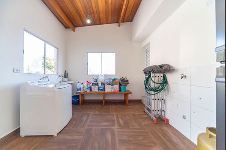 Apartamento à venda com 120m², 2 quartos e 2 vagas Apartamento à venda com 120m², 2 quartos e 2 vagasÁrea de Serviço