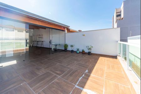 Apartamento à venda com 120m², 2 quartos e 2 vagas Apartamento à venda com 120m², 2 quartos e 2 vagasVaranda da Cobertura