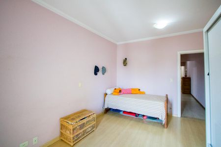 Casa à venda com 400m², 4 quartos e 6 vagas Casa à venda com 400m², 4 quartos e 6 vagasSuíte 2