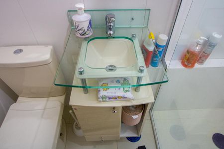 Casa à venda com 400m², 4 quartos e 6 vagas Casa à venda com 400m², 4 quartos e 6 vagasBanheiro Social