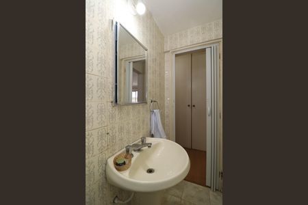 Apartamento à venda com 116m², 3 quartos e 1 vaga Apartamento à venda com 116m², 3 quartos e 1 vagaBanheiro Social