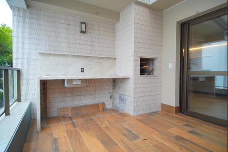 Apartamento à venda com 102m², 2 quartos e 1 vagaVaranda