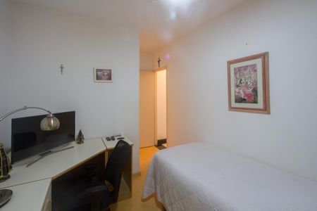 Apartamento à venda com 82m², 3 quartos e 2 vagas Apartamento à venda com 82m², 3 quartos e 2 vagasSuíte