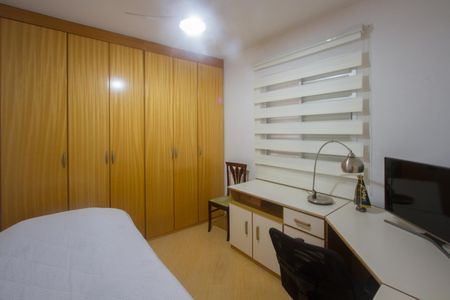 Apartamento à venda com 82m², 3 quartos e 2 vagas Apartamento à venda com 82m², 3 quartos e 2 vagasSuíte