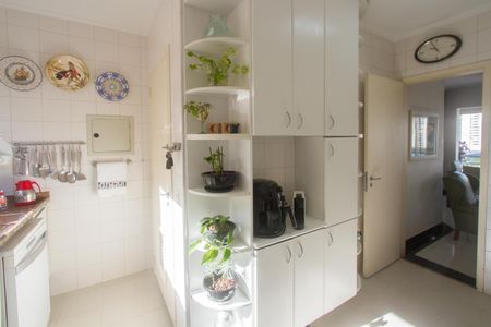 Apartamento à venda com 82m², 3 quartos e 2 vagas Apartamento à venda com 82m², 3 quartos e 2 vagasCozinha