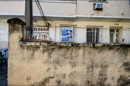 Apartamento à venda com 60m², 2 quartos e sem vaga Apartamento à venda com 60m², 2 quartos e sem vagaFachada