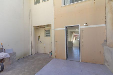 Casa de condomínio à venda com 90m², 1 quarto e 1 vaga Casa de condomínio à venda com 90m², 1 quarto e 1 vagaVaranda