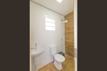 Casa de condomínio à venda com 90m², 1 quarto e 1 vaga Casa de condomínio à venda com 90m², 1 quarto e 1 vagaBanheiro