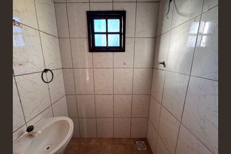 Casa para alugar com 48m², 1 quarto e 1 vaga Casa para alugar com 48m², 1 quarto e 1 vagaBanheiro