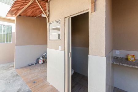 Casa à venda com 233m², 2 quartos e 1 vagaÁrea de Serviço