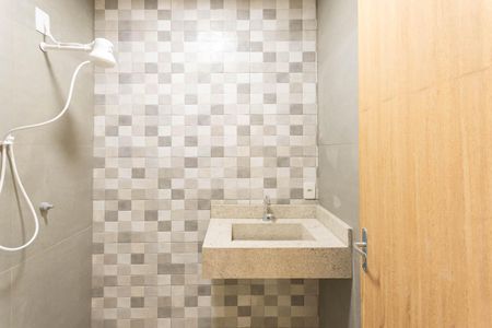 Casa à venda com 233m², 2 quartos e 1 vagaBanheiro