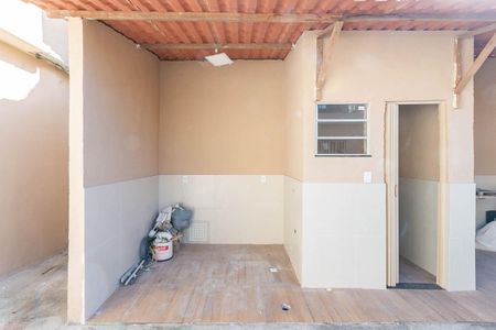 Casa à venda com 233m², 2 quartos e 1 vagaQuintal